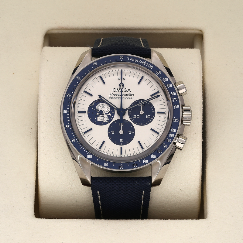 Omega Speedmaster Silver Snoopy Award 50th Anniversary 42mm Unworn 2026 Full Set 310.32.42.50.02.001