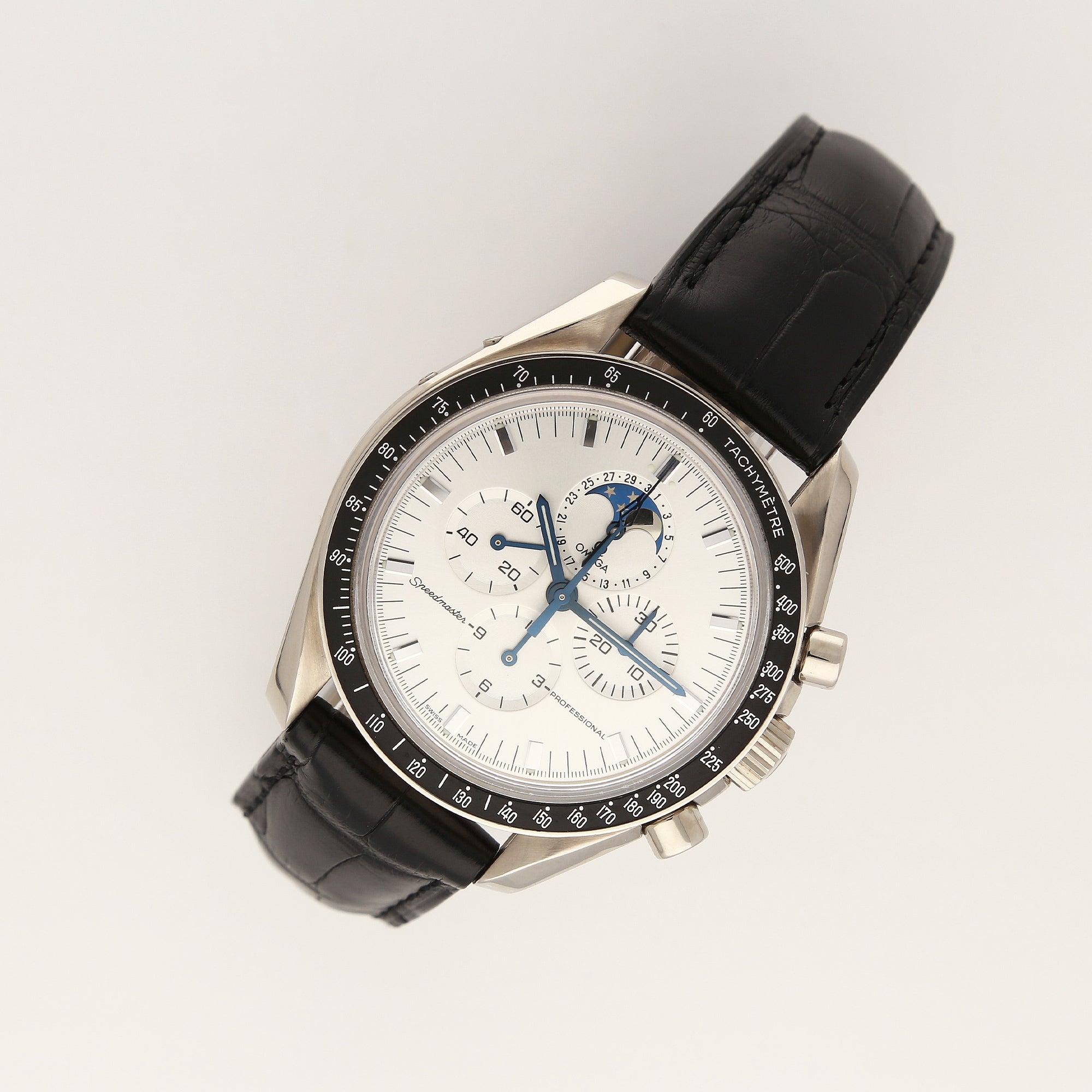 Omega Speedmaster Professional Moonphase White Gold Limited Edition 3689.30.31 – 2012, Full Set