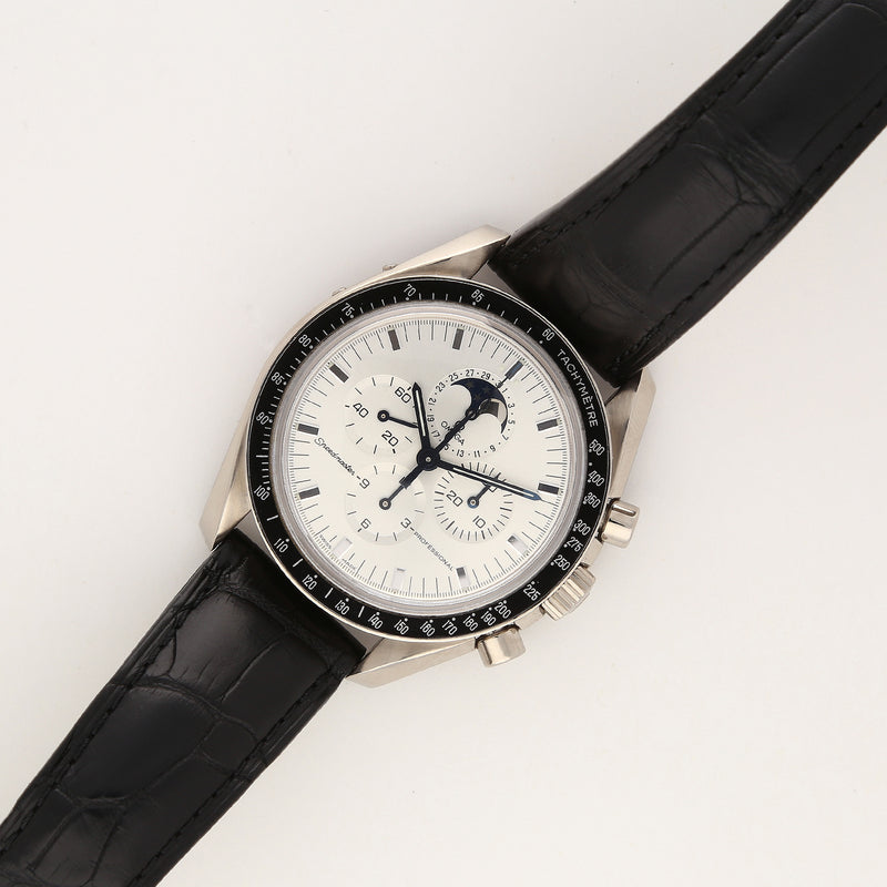 Omega Speedmaster Professional Moonphase White Gold Limited Edition 3689.30.31 – 2012, Full Set