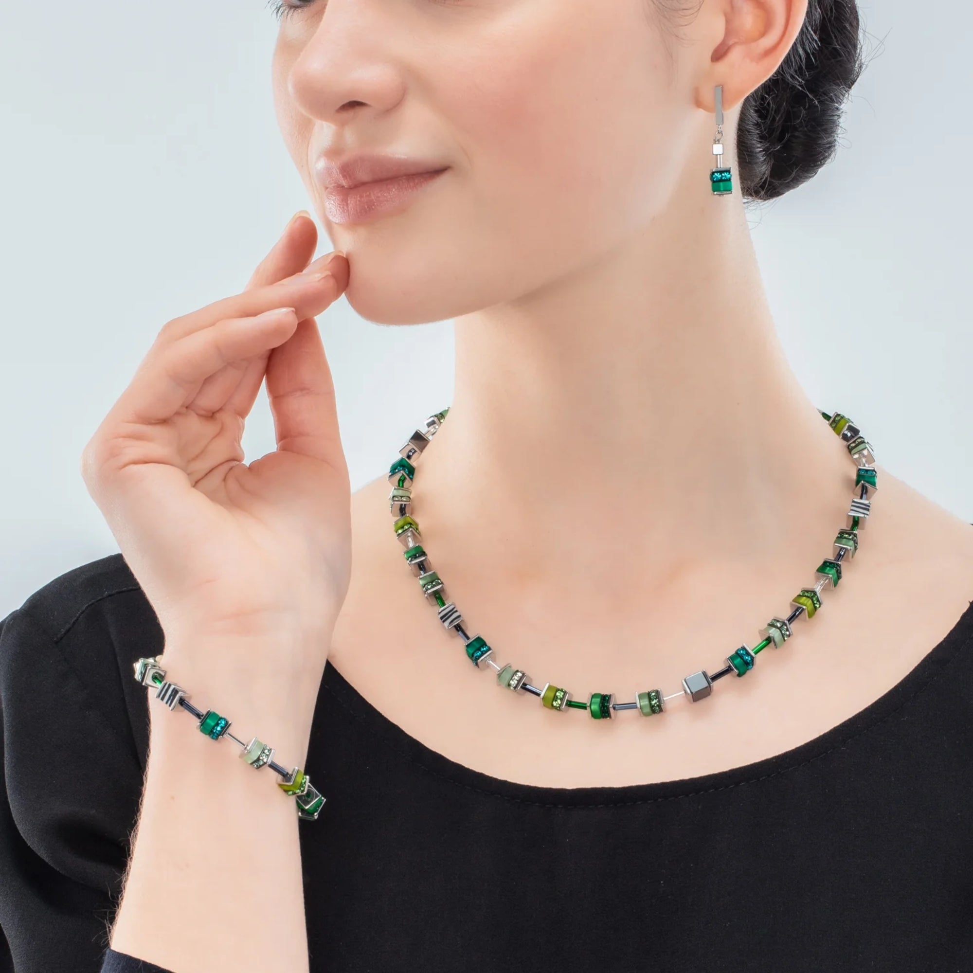 GeoCUBE Classic Update Green Necklace