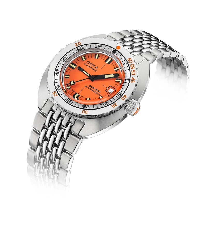 DOXA SUB 300 Professional Bracelet Watch