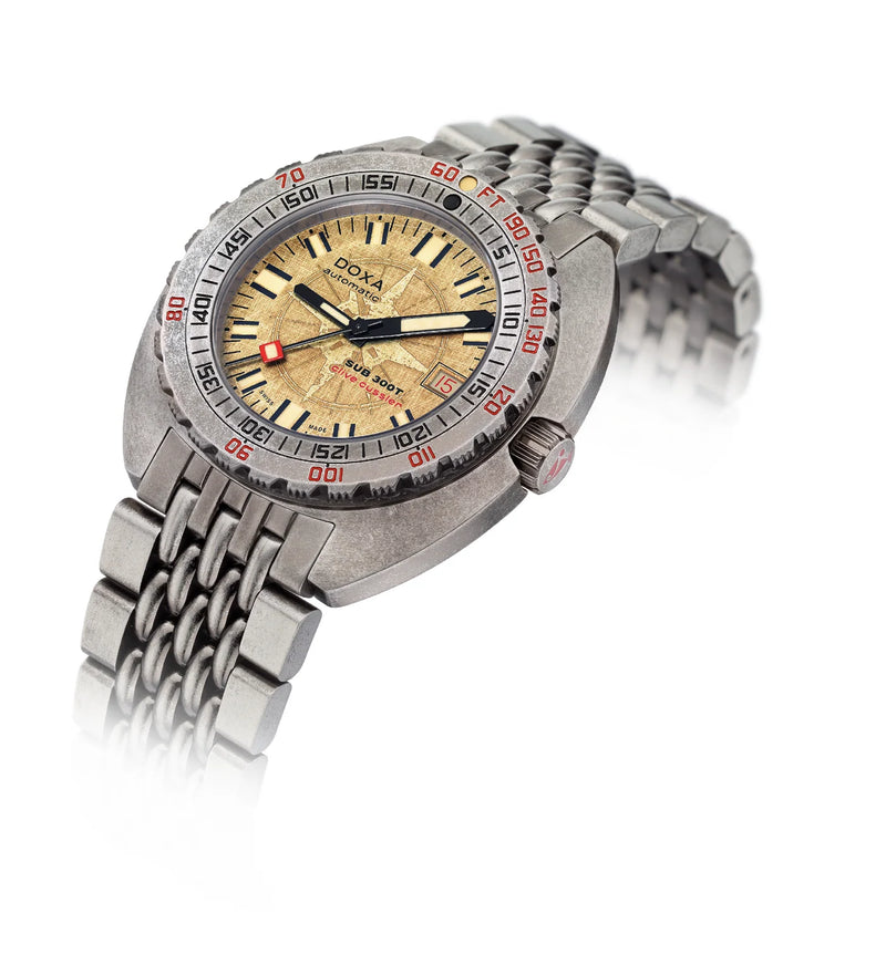 DOXA SUB 300T Clive Cussler Limited Edition Set