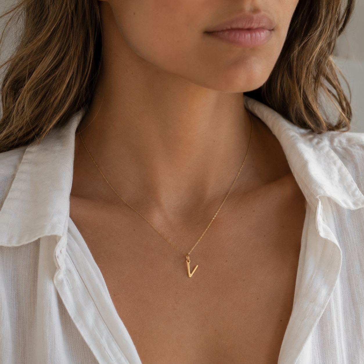 9ct Yellow Gold Initial 'V' Necklace