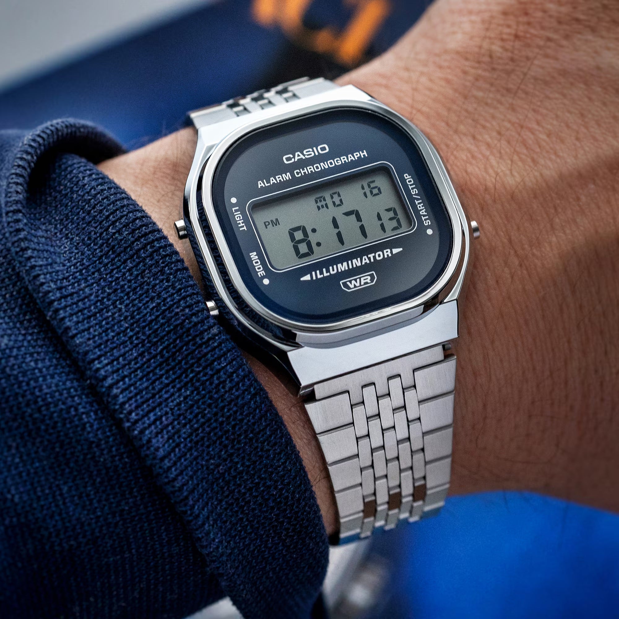 Casio Vintage A140WE-2AEF Silver Tone Bracelet Watch