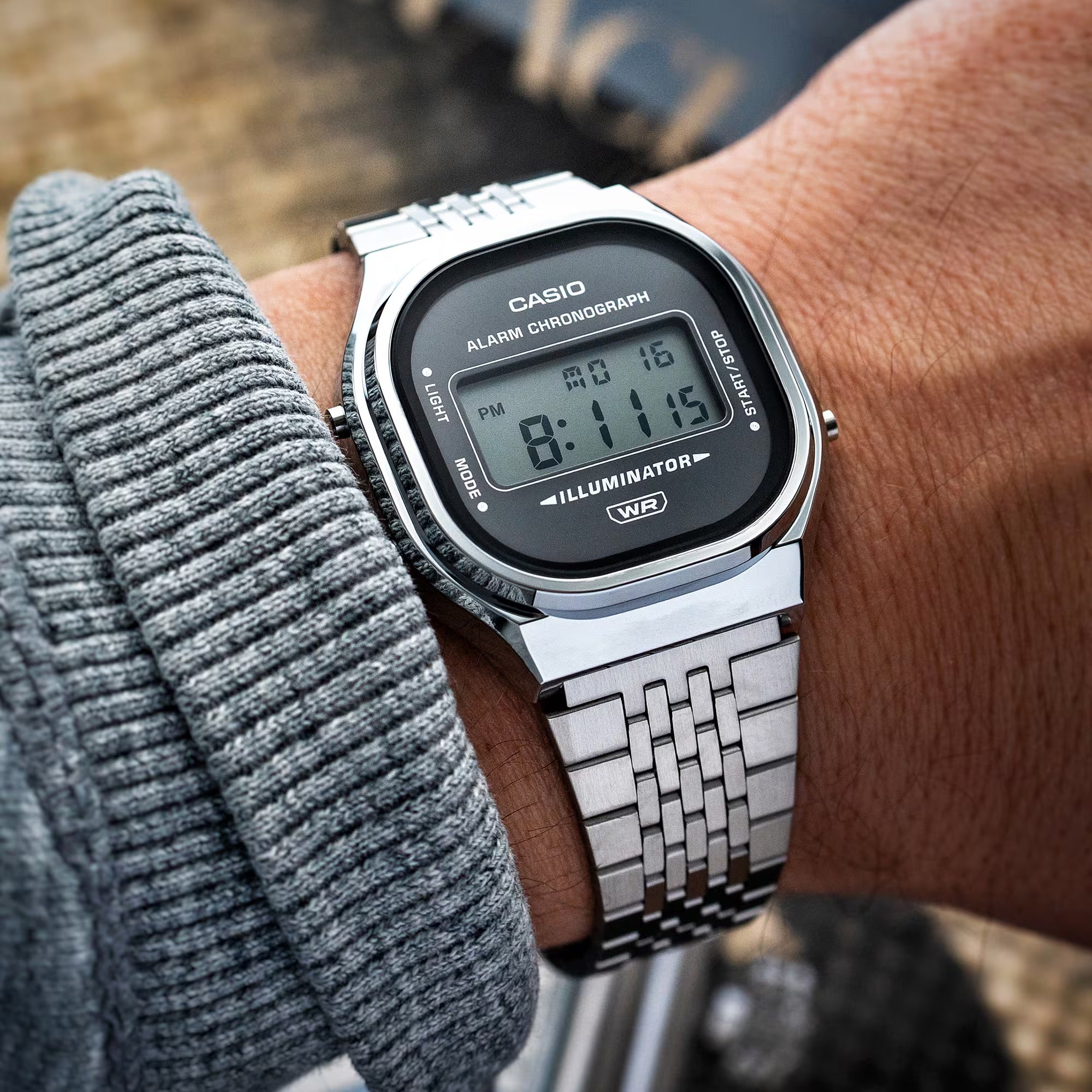 Casio Vintage A140WE-8AEF Silver Tone Bracelet Watch