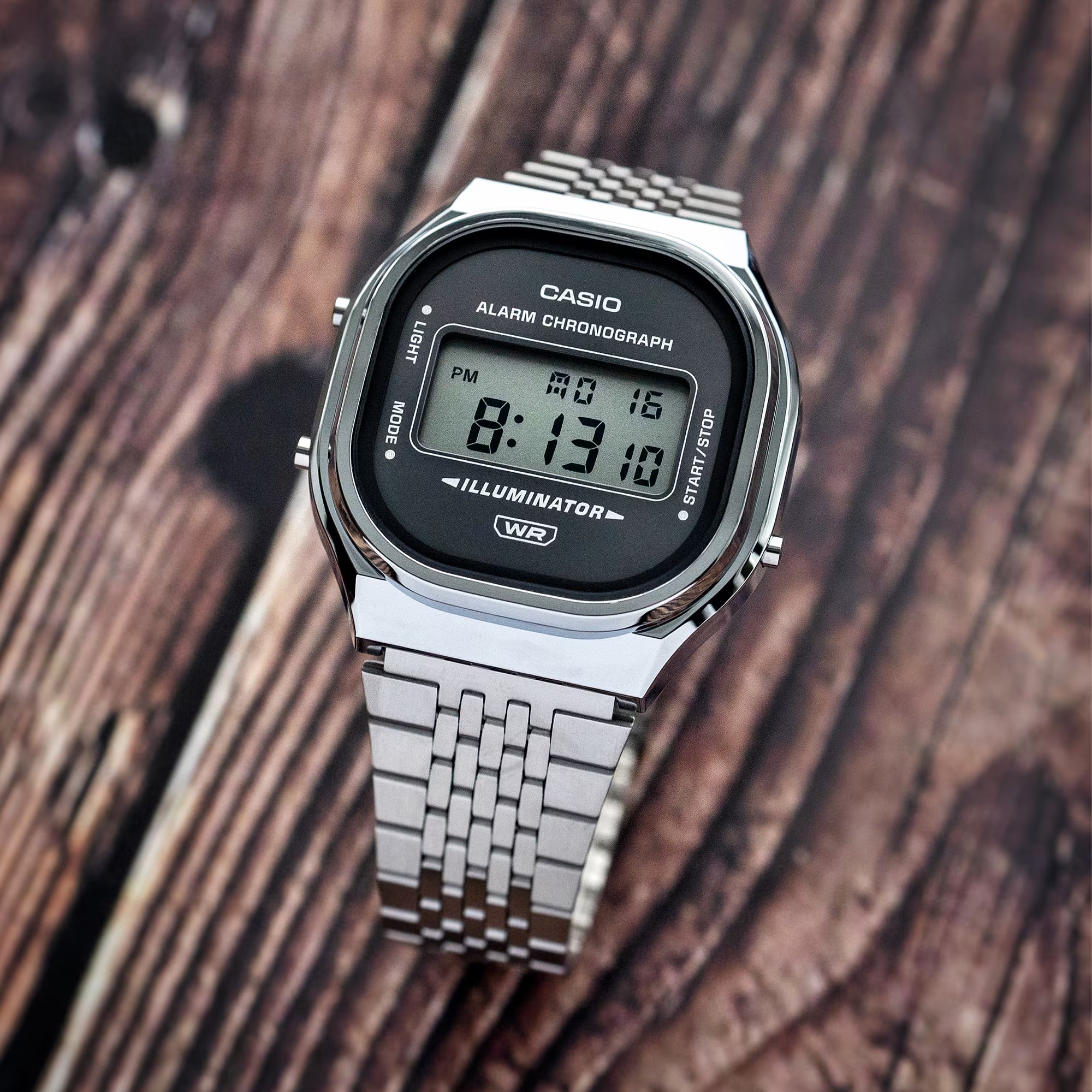 Casio Vintage A140WE-8AEF Silver Tone Bracelet Watch