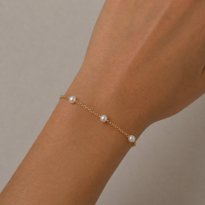 9ct Yellow Gold Pearl Trace Chain Bracelet