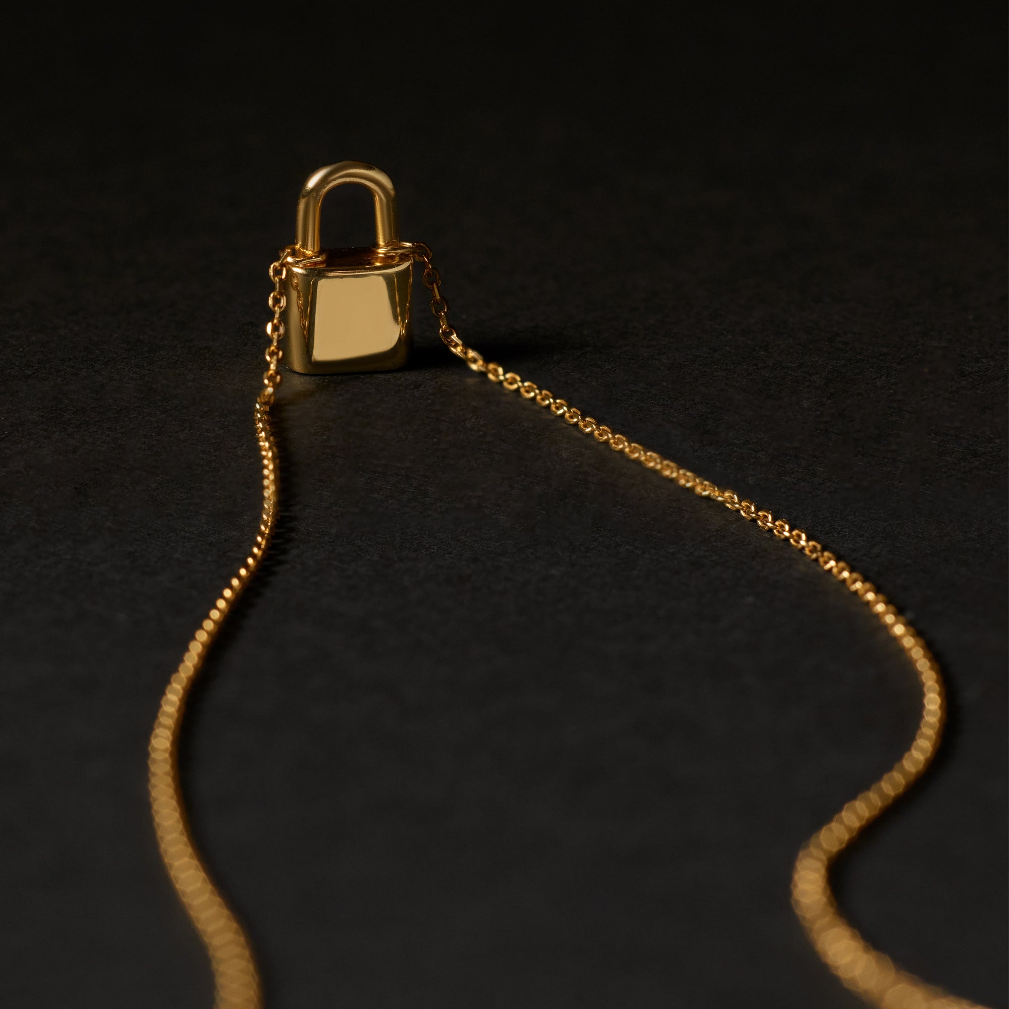 18ct Yellow Gold Vermeil Bond Necklace
