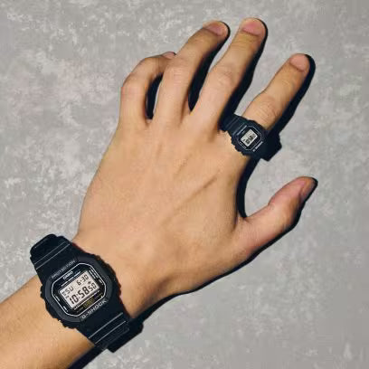G-SHOCK Casio Nano DW-5600 Red Finger-Watch (20mm) Digital Dial